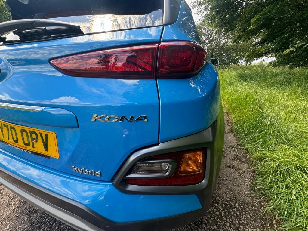HYUNDAI KONA
