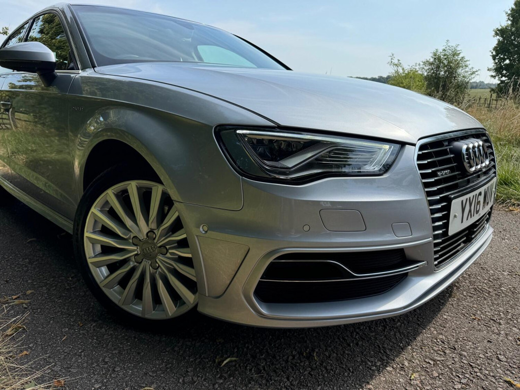 View AUDI A3 1.4 TFSI e-tron