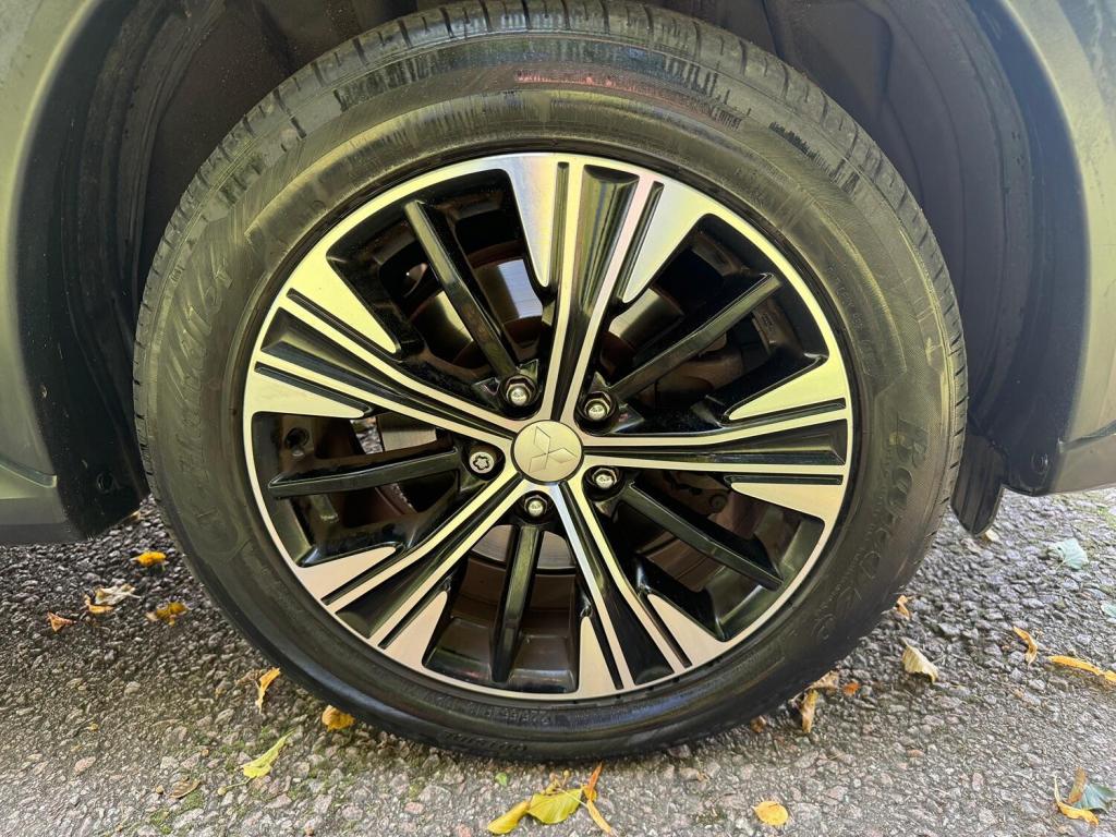 MITSUBISHI ECLIPSE CROSS