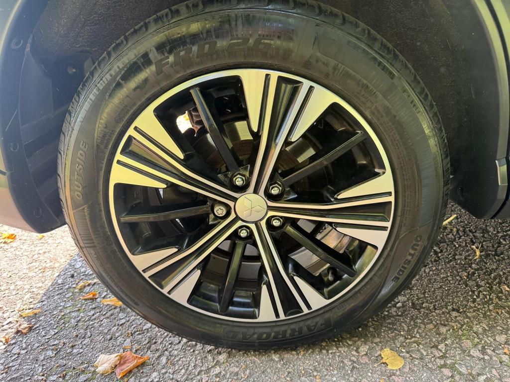 MITSUBISHI ECLIPSE CROSS