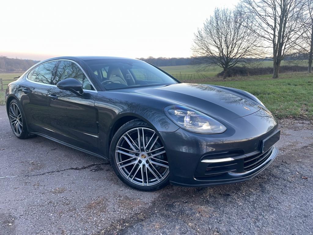 View PORSCHE PANAMERA 4S PDK