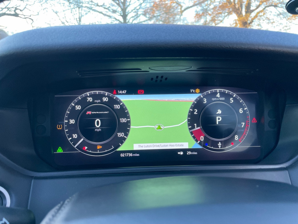 LAND ROVER RANGE ROVER VELAR