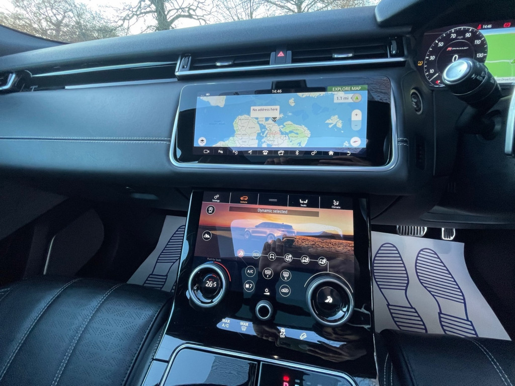 LAND ROVER RANGE ROVER VELAR