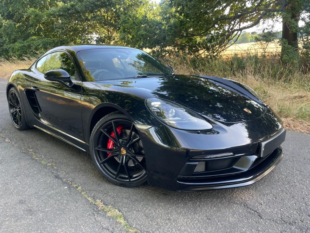 View PORSCHE 718 CAYMAN GTS PDK