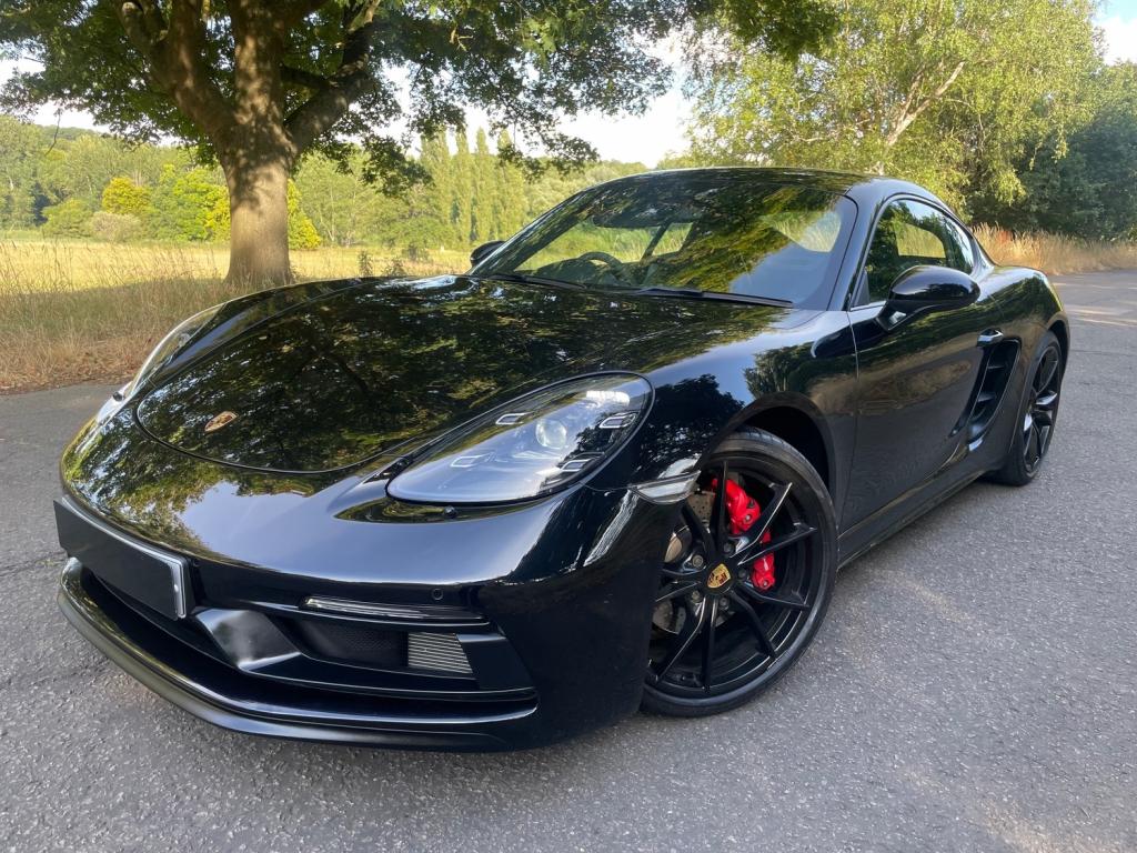 View PORSCHE 718 CAYMAN GTS PDK
