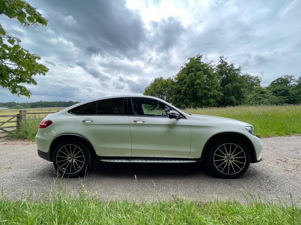 MERCEDES-BENZ GLC
