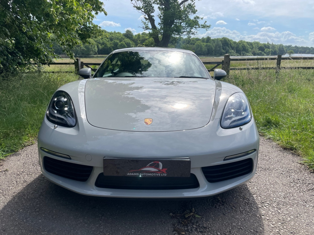 PORSCHE 718