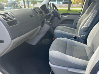 VOLKSWAGEN TRANSPORTER SHUTTLE