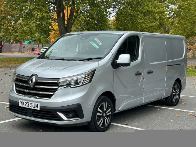 RENAULT TRAFIC