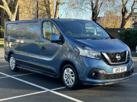 NISSAN NV300