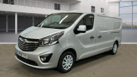VAUXHALL VIVARO