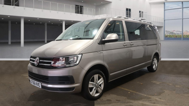 VOLKSWAGEN TRANSPORTER SHUTTLE