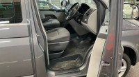 VOLKSWAGEN TRANSPORTER KOMBI