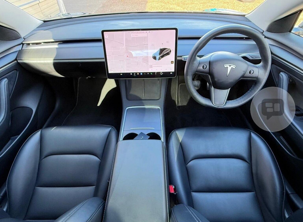 TESLA MODEL 3