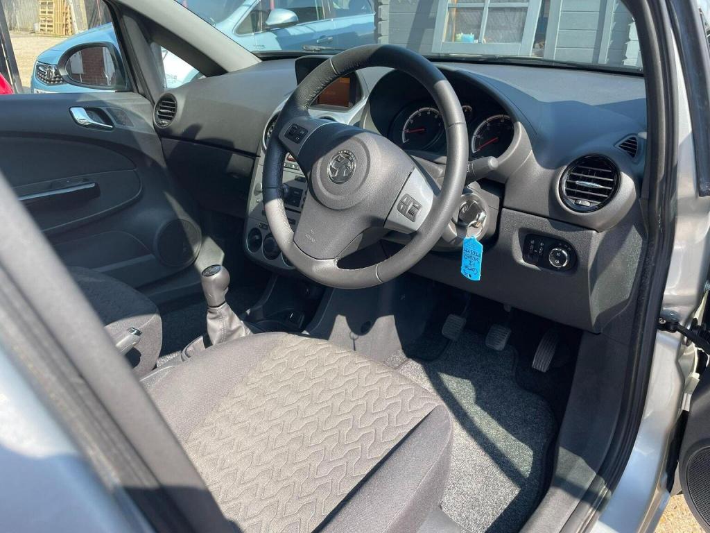 VAUXHALL CORSA