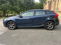 VOLVO V40 CROSS COUNTRY