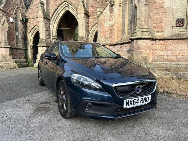 VOLVO V40 CROSS COUNTRY
