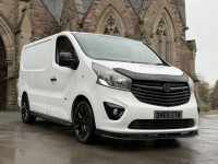 VAUXHALL VIVARO