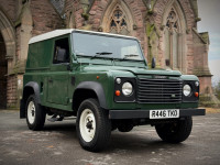 LAND ROVER DEFENDER 90