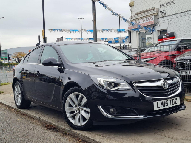 VAUXHALL INSIGNIA