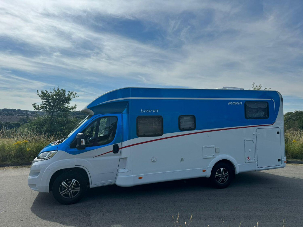 View DETHLEFFS TREND 17057 Automatic MOTORHOME 