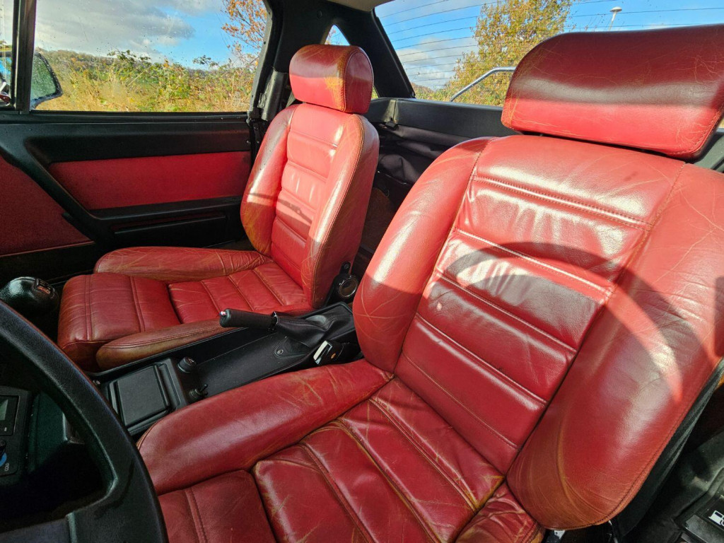 View ALFA ROMEO SPIDER CONVERTIBLE / HARDTOP