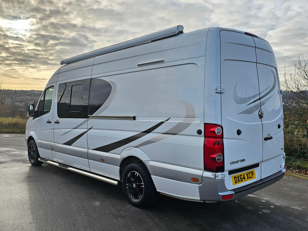 View VOLKSWAGEN CRAFTER RACEVAN 2.0 TDI 