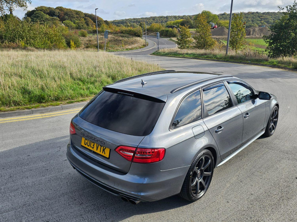 View AUDI S4 3.0 TFSI V6 Black Edition