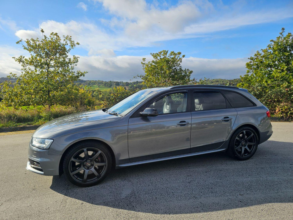 View AUDI S4 3.0 TFSI V6 Black Edition
