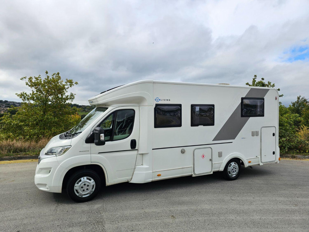 View ADRIA SUNLIVING S70 AUTOMATIC MOTORHOME
