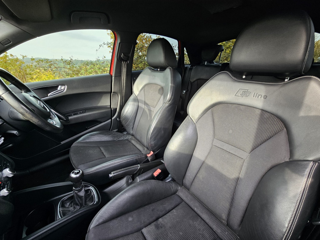 View AUDI A1 1.4 TFSI S line