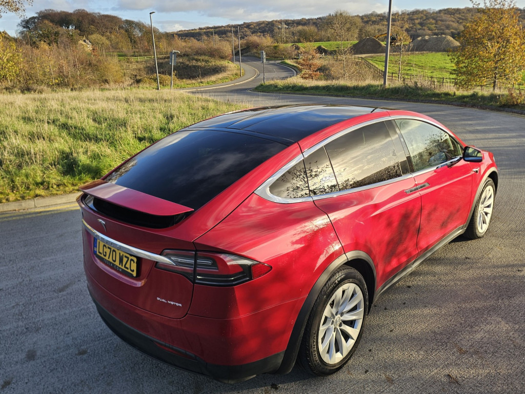 View TESLA MODEL X (Dual Motor) Long Range
