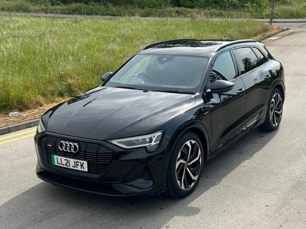 View AUDI E-TRON 55 Black Edition