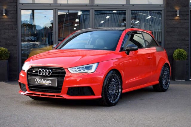 AUDI S1