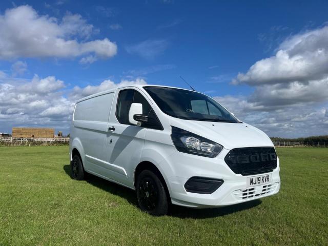 FORD TRANSIT CUSTOM 2.0 300 EcoBlue Trend L1 H1 Euro 6 5dr
