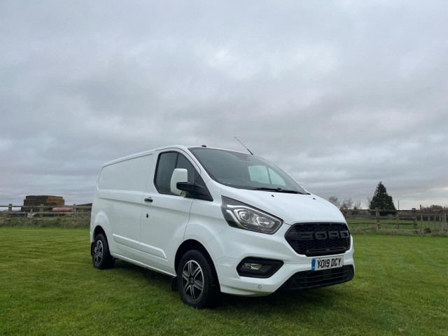 FORD TRANSIT CUSTOM 2.0 280 EcoBlue Trend L1 H1 Euro 6 5dr