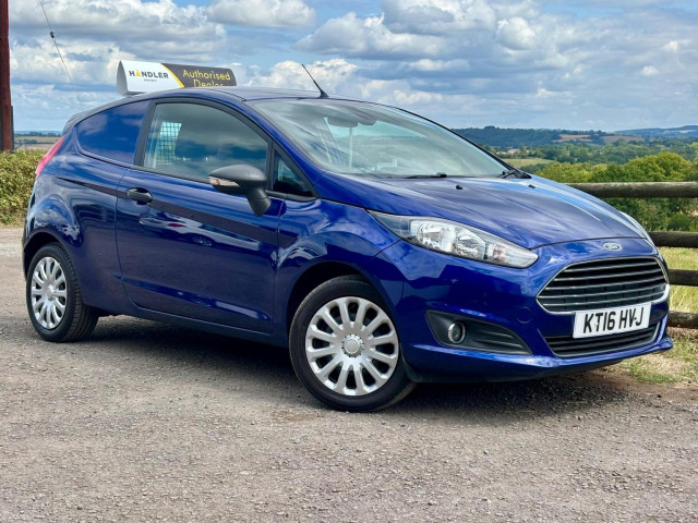 FORD FIESTA VAN