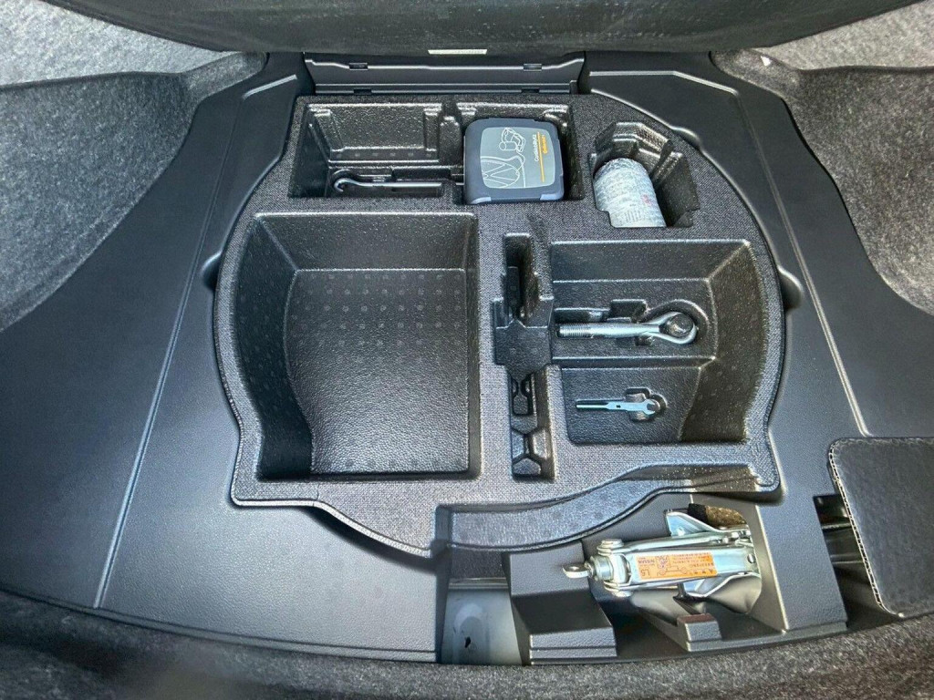 NISSAN SKYLINE 370GT