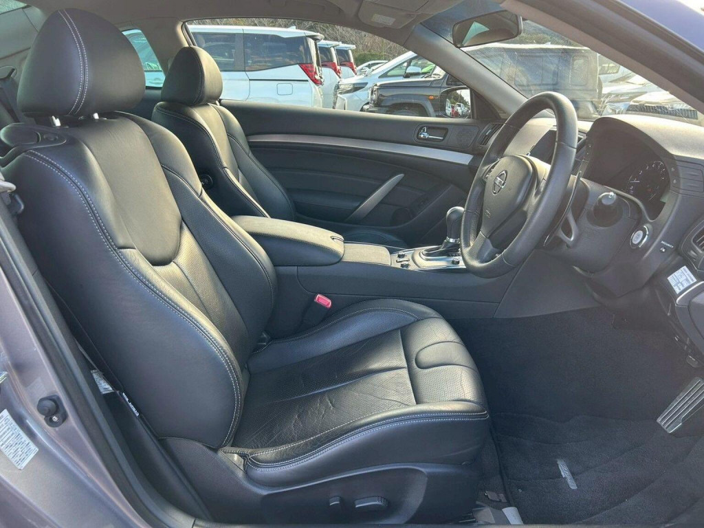 NISSAN SKYLINE 370GT