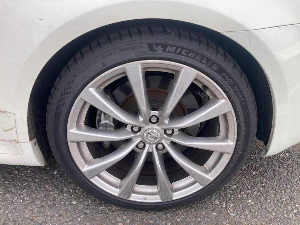 NISSAN SKYLINE 370GT