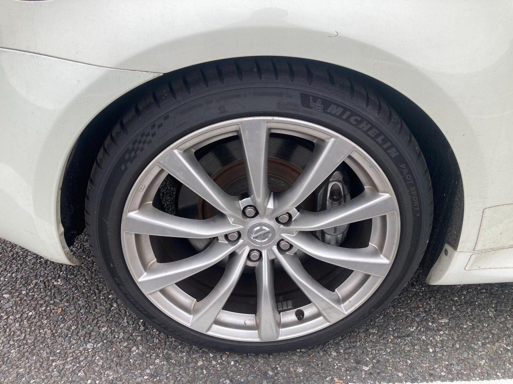 NISSAN SKYLINE 370GT