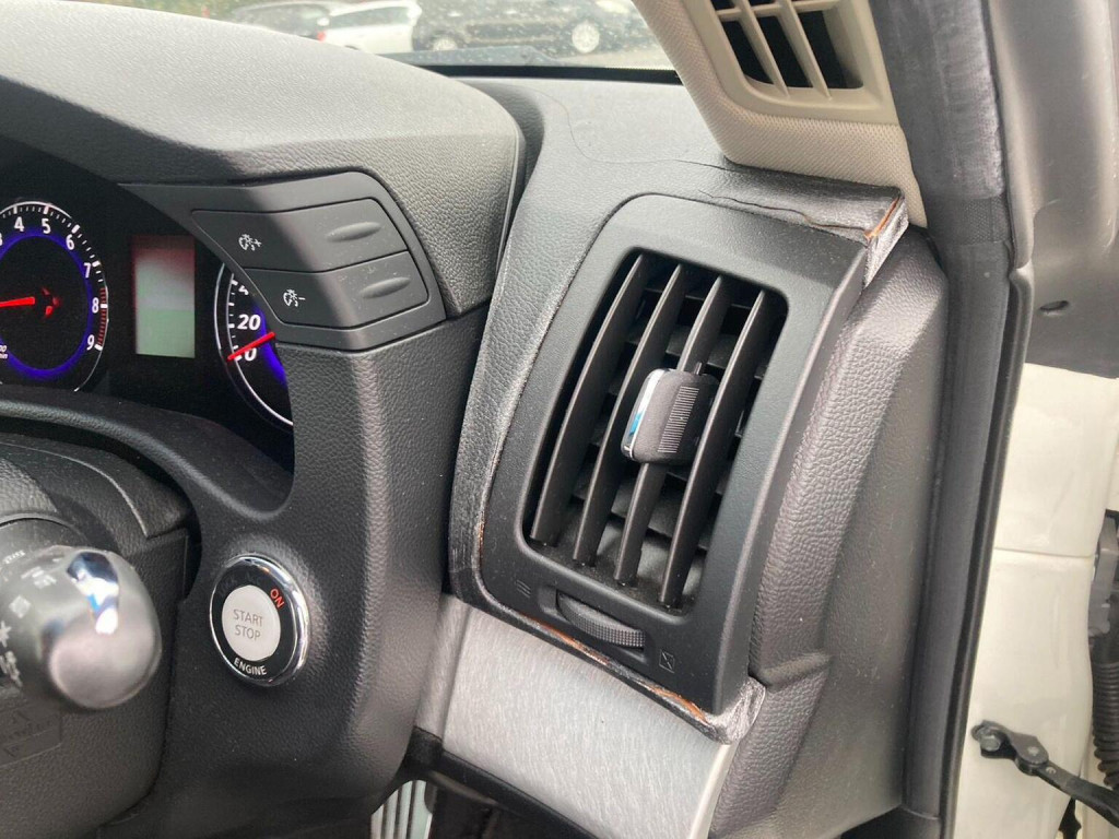 NISSAN SKYLINE 370GT