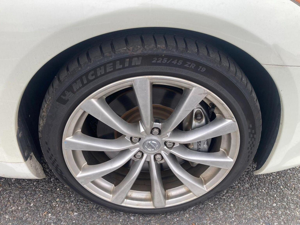 NISSAN SKYLINE 370GT