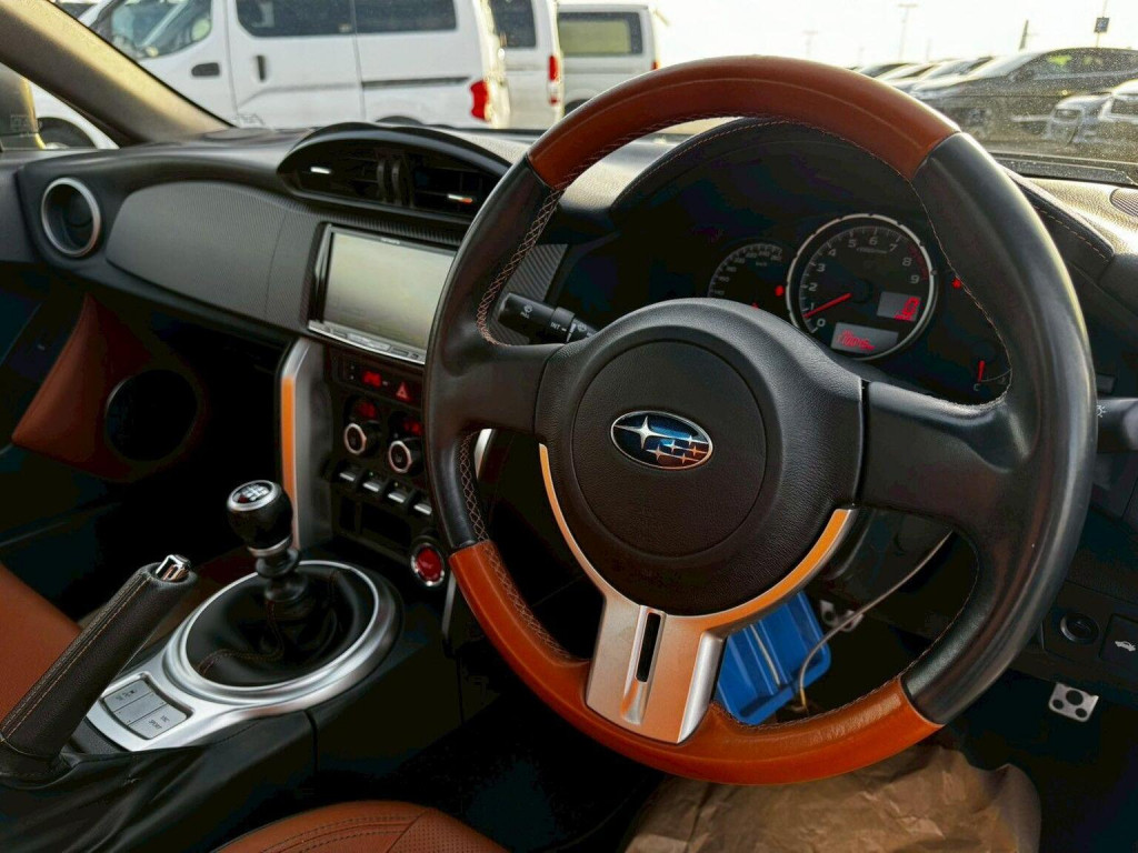 SUBARU BRZ