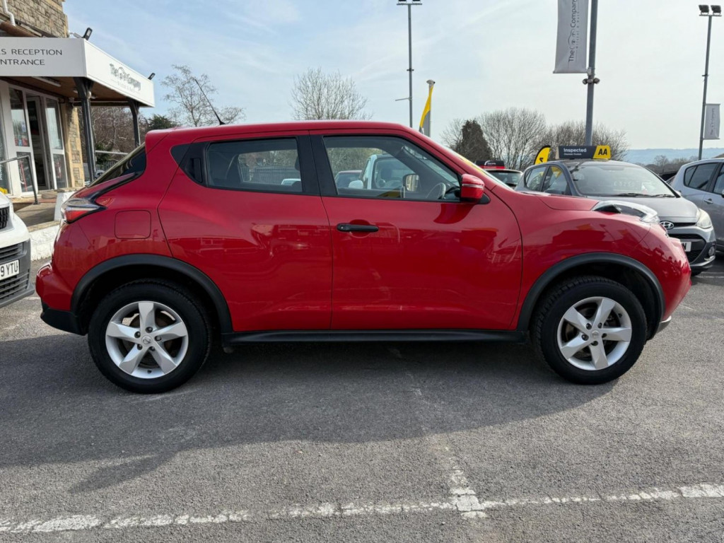NISSAN JUKE