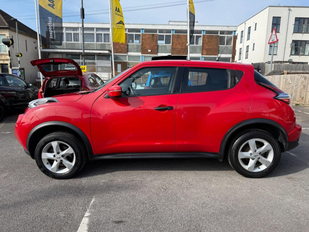 NISSAN JUKE
