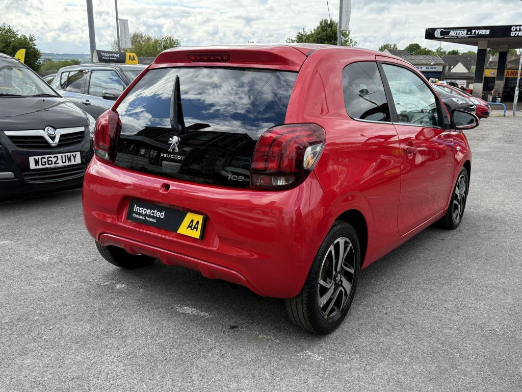 PEUGEOT 108