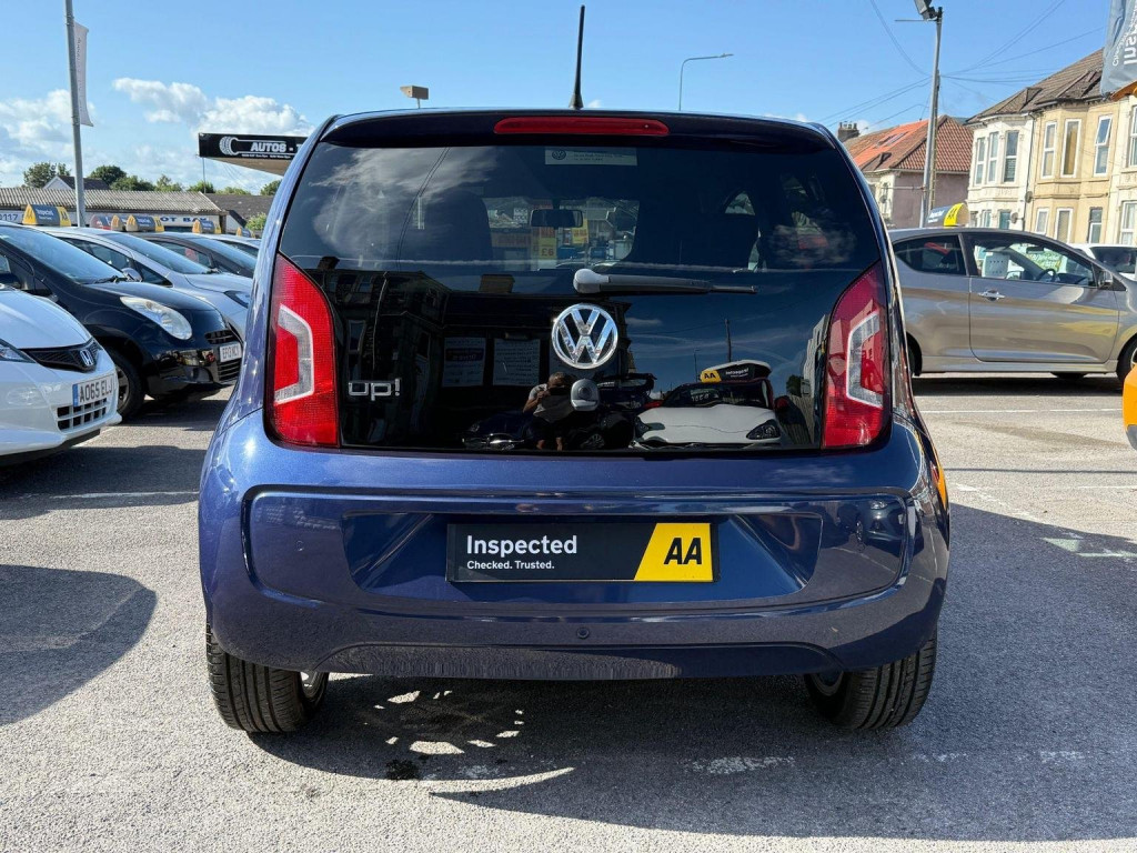 VOLKSWAGEN UP