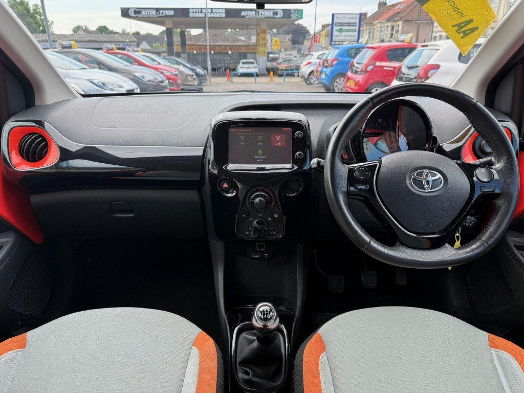 TOYOTA AYGO