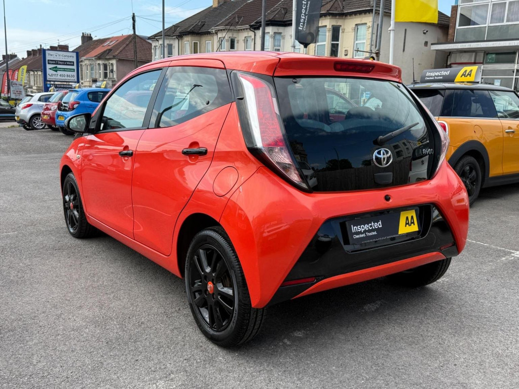 TOYOTA AYGO